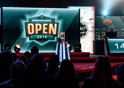 E-sport i Sverige: Från hobbyverksamhet till professionell industri